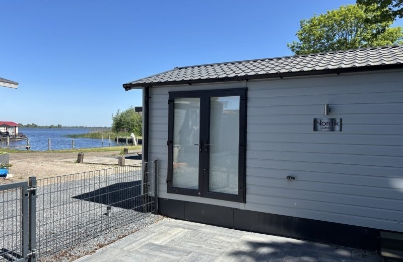 Friesland camping bergumermeer lege chalet plaats 6